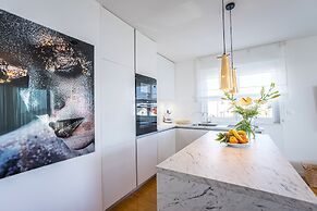 Penthouse Apartment Perla with Jacuzzi