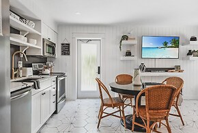 Sandpail 203 71st St West 2 Bedroom Villa by RedAwning