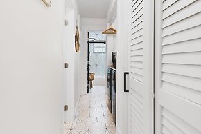 Sandbox 203 71st St East 2 Bedroom Villa by RedAwning