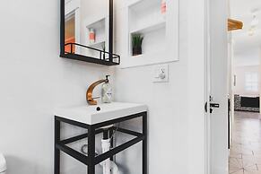 Sandbox 203 71st St East 2 Bedroom Villa by RedAwning