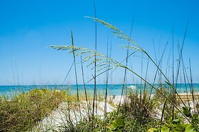 Sandbox 203 71st St East 2 Bedroom Villa by RedAwning