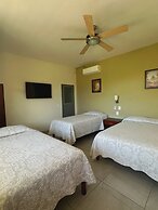 Hotel Gladys