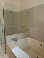 Hotel Gladys