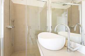 Large 150 m2 apt With Pool and 500 m2 Garden