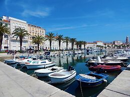 A1 - apt in the Very Heart of Split With sea View