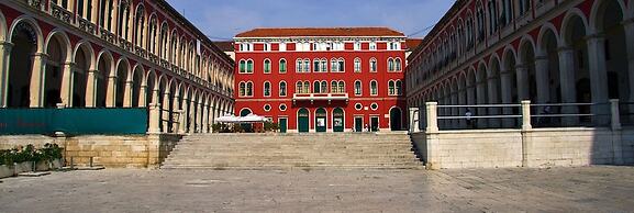 A1 - apt in the Very Heart of Split With sea View