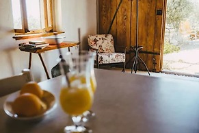 Lovely Cottage With sea Views in Selca, Croatia