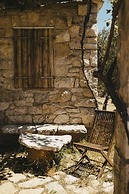 Lovely Cottage With sea Views in Selca, Croatia