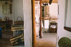 Lovely Cottage With sea Views in Selca, Croatia