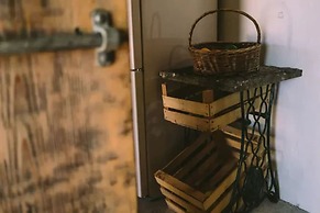 Lovely Cottage With sea Views in Selca, Croatia