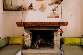 Lovely Cottage With sea Views in Selca, Croatia