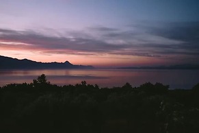 Lovely Cottage With sea Views in Selca, Croatia