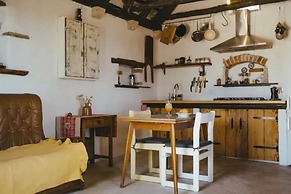 Lovely Cottage With sea Views in Selca, Croatia