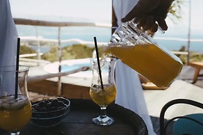 Lovely Cottage With sea Views in Selca, Croatia