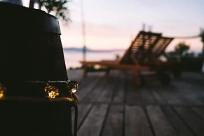 Lovely Cottage With sea Views in Selca, Croatia