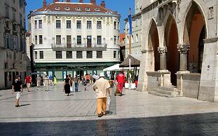 Modern and Practical Studio in the Heart of Split