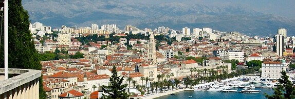 Modern and Practical Studio in the Heart of Split