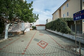 Apartments Bili
