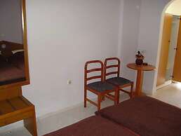 Room in Studio - Marvelous Studio in Front of the Beach