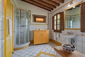 Villa Santella an Amazing Retreat Between Florence and Siena