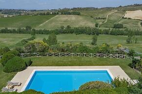 Villa Santella an Amazing Retreat Between Florence and Siena