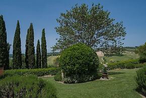 Villa Santella an Amazing Retreat Between Florence and Siena