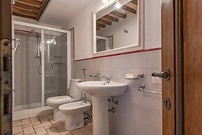 Villa Santella an Amazing Retreat Between Florence and Siena