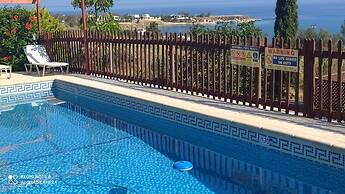 Pomos Harbourbiew Villa