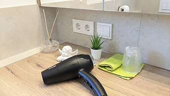 Vidora Apartments - Elegant Deco Loft With Balcony in Soprabolzano w R