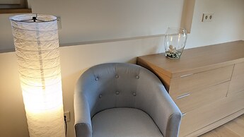 Vidora Apartments - Elegant Deco Loft With Balcony in Soprabolzano w R