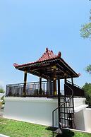 Villa Jogja Grand Bale with Private Pool by Simply Homy