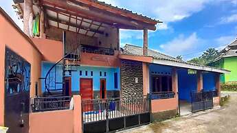 Villa Pondok Endah By Ruang Nyaman