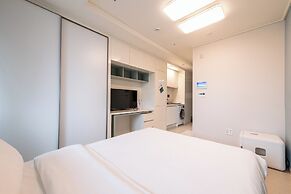 The November Stay In Landmark