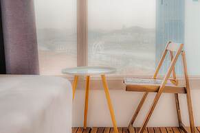 The November Stay In Landmark