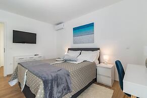 Beautiful Villa With Swimming-pool in Pula Croatia