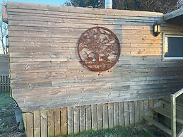 Cosy and Rural Lodge at Goldhill Glamping