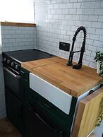 Superb 4 Berth Campervan With Kingsize bed