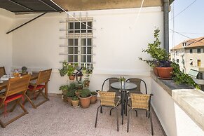 Classy Apartment w Terrace in the Heart of Split