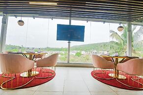 Goroomgo Royal Crown Puri