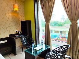 Goroomgo Royal Crown Puri