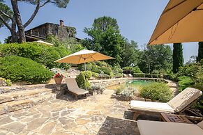 Villa la Corte by Mmega