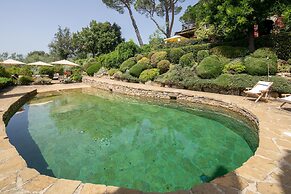 Villa la Corte by Mmega