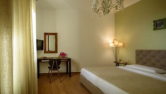 Suite Home Santorini