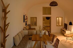Suite Home Santorini