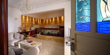 Suite Home Santorini