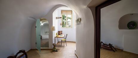 Suite Home Santorini