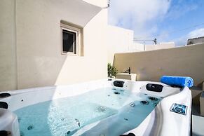 Suite Home Santorini
