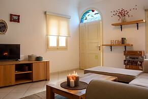 Suite Home Santorini