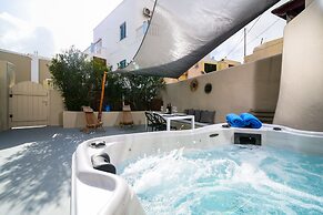 Suite Home Santorini