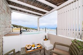 Suite Home Santorini